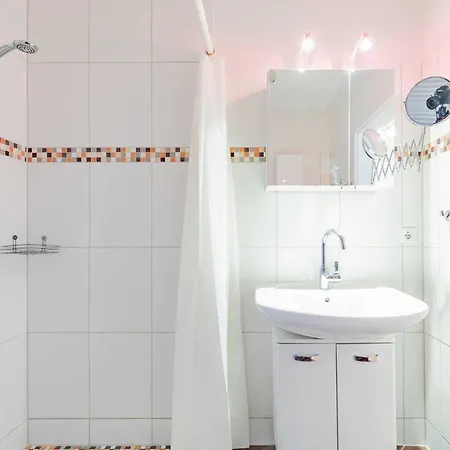 Apartment Haus Undine 02 *