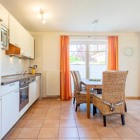 Διαμέρισμα Haus Undine 02 *